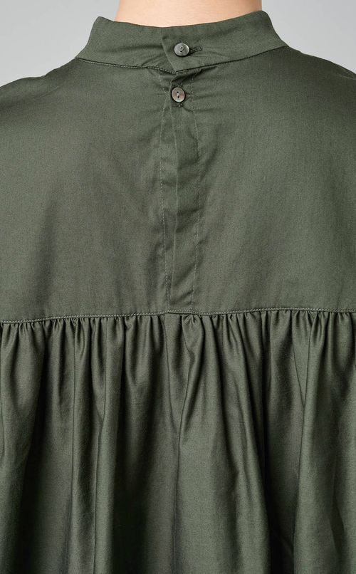 ギャザーデザインコットンブラウス