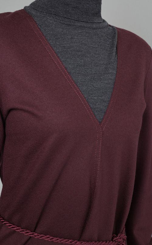 Vネックウールロングワンピース