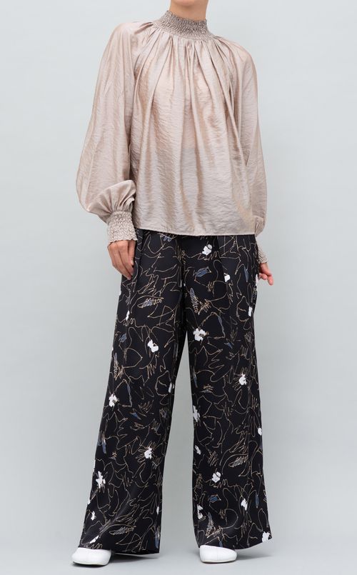 オーガンジーギャザーブラウス