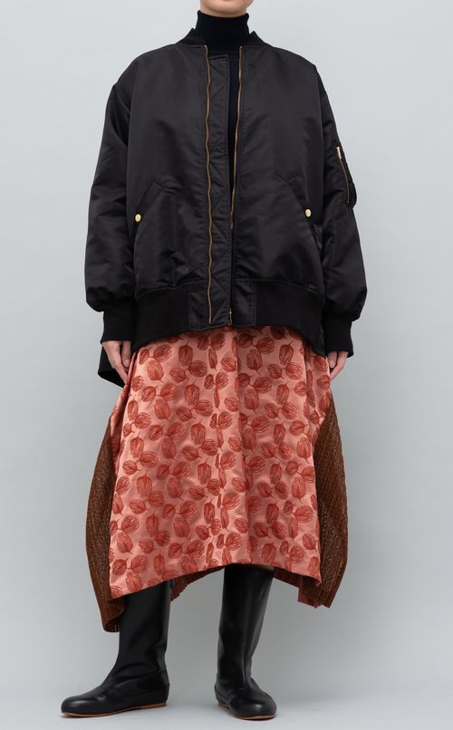 フラワー刺繍ドレープスカート