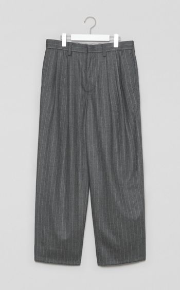 ウールストライプ2タックトラウザー