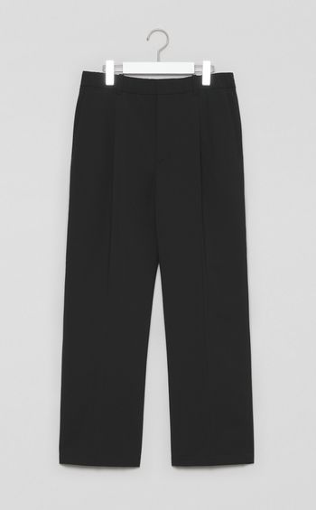 ワンタックストレートパンツ