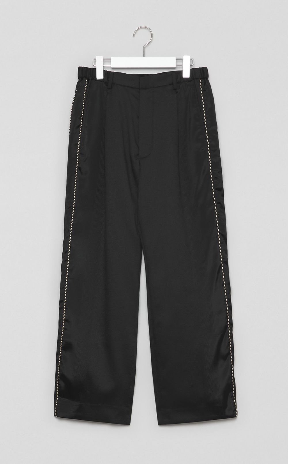 スーベニアスラックス