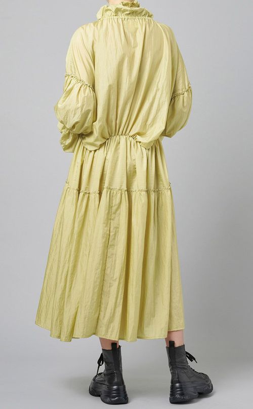 ワッシャー加工ボリュームワンピース