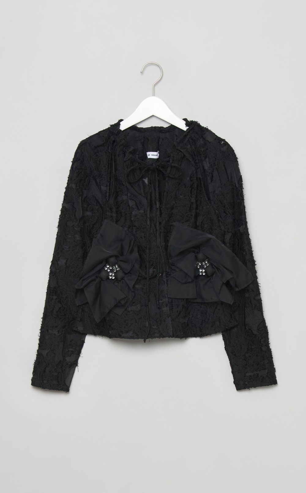 フラワーモチーフギャザーネックブラウス