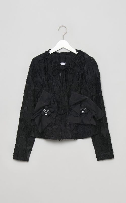 フラワーモチーフギャザーネックブラウス