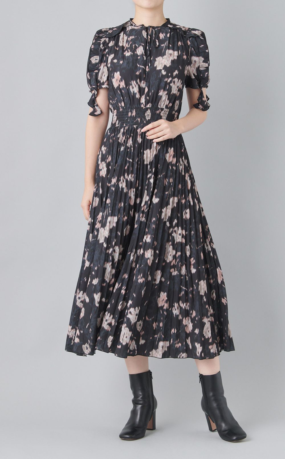 ブラードフラワープリントワンピース