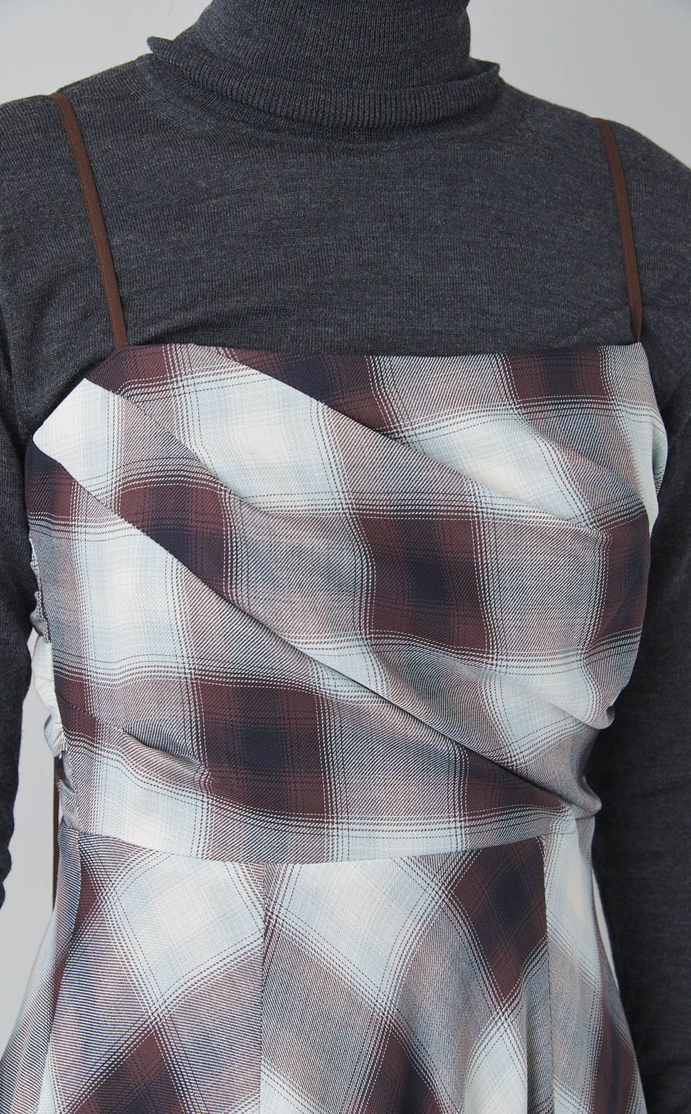 オンブレチェックキャミソールワンピース