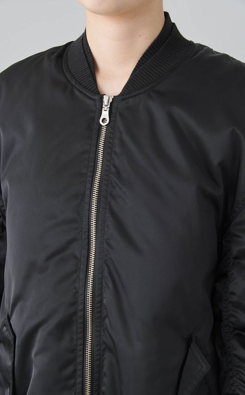 ナイロンフライトボリュームブルゾン