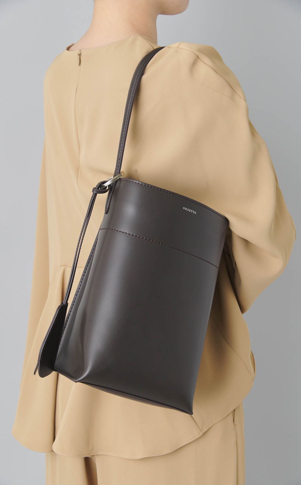 レザーワンショルダーバッグ