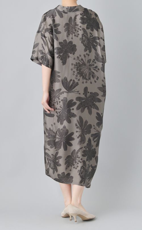 フラワープリントワンピース