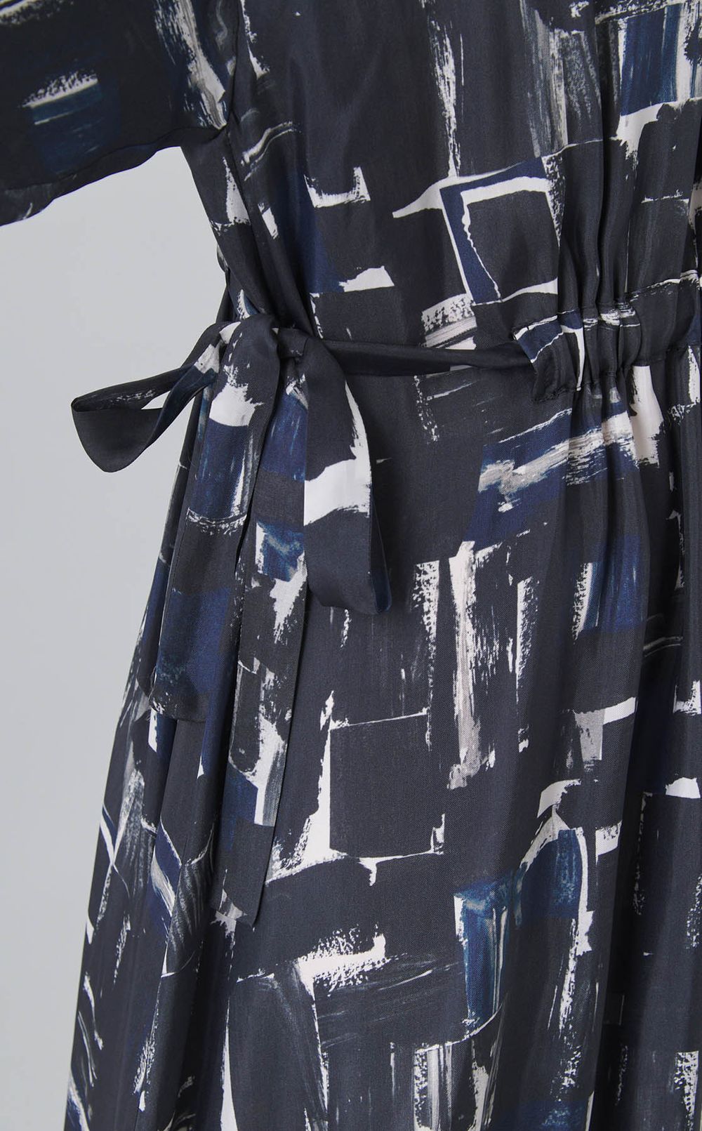 ペインティングプリントギャザードレス