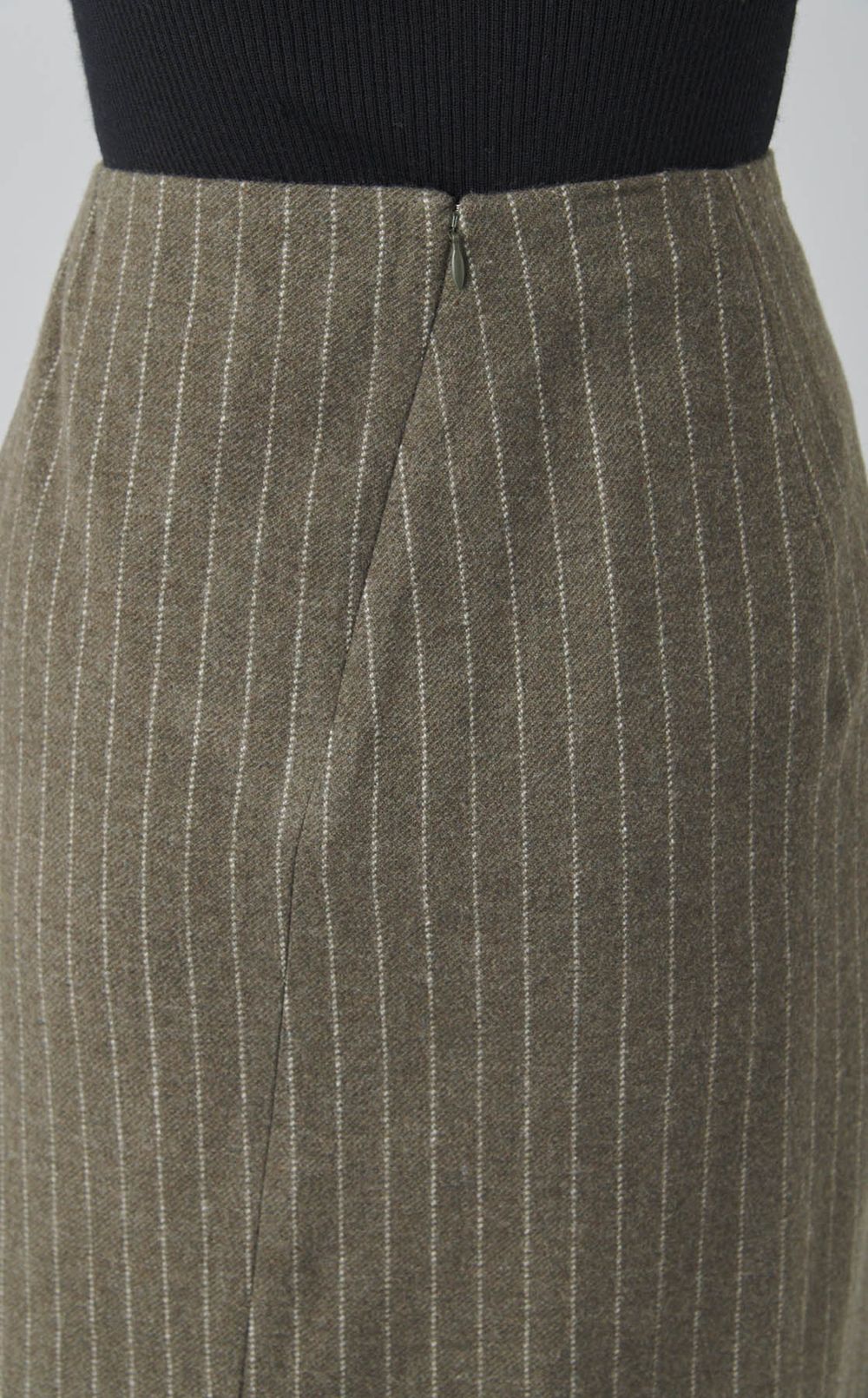 ウールストライプ Iラインスカート