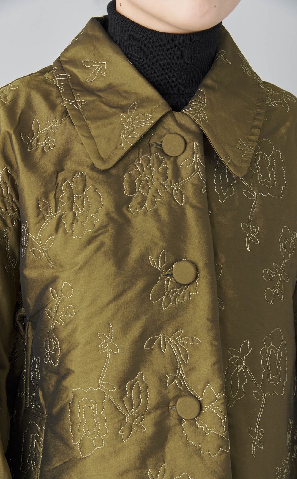 エンブロイダリーキルティングブルゾン