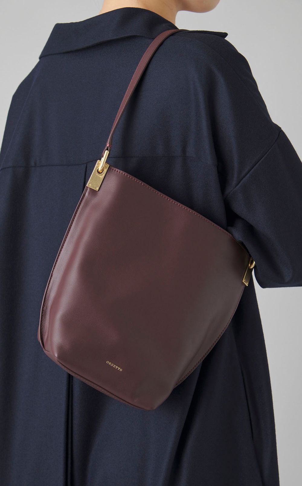 レザーショルダートートバッグ