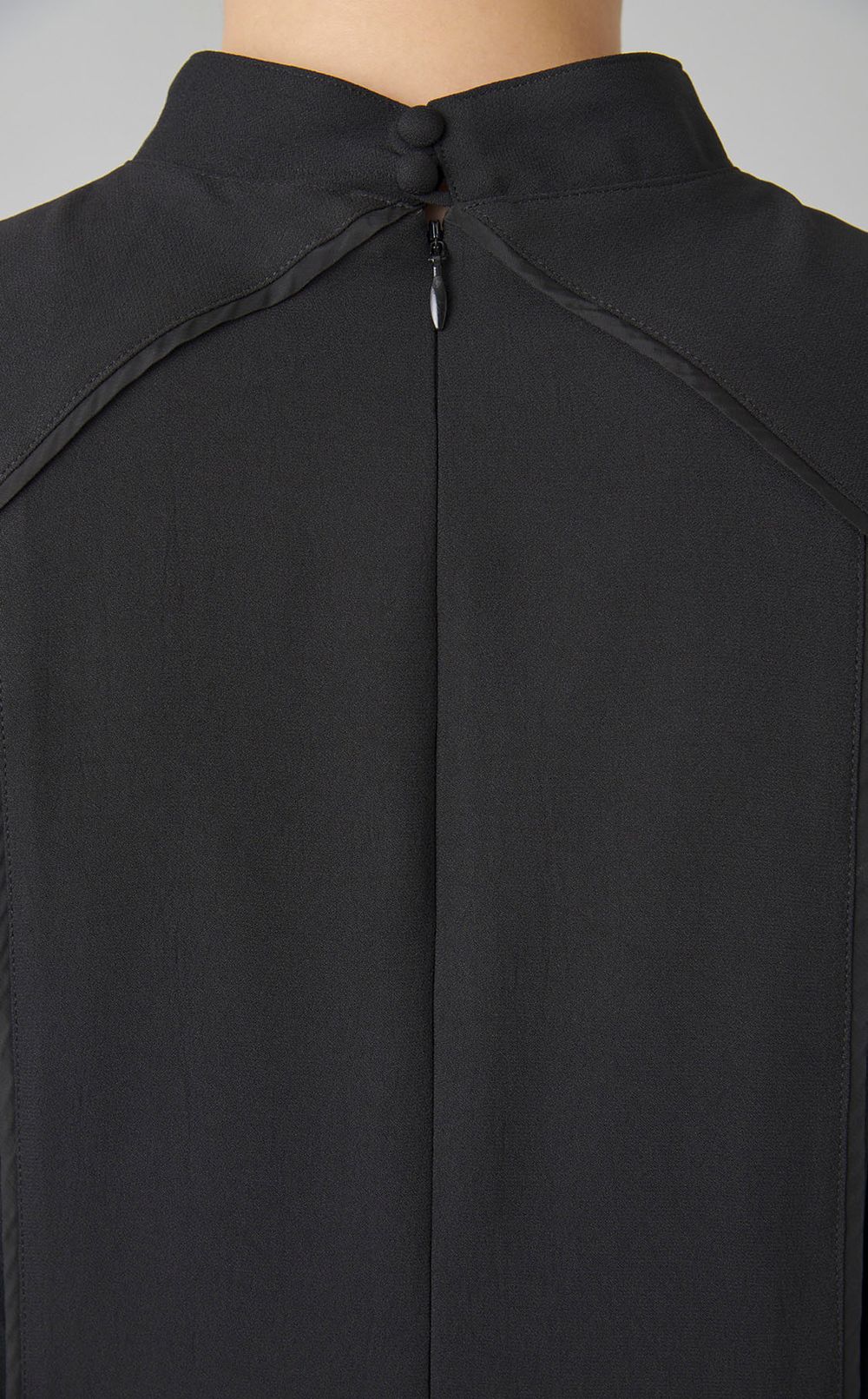 エンブロイダリーコンビワンピース