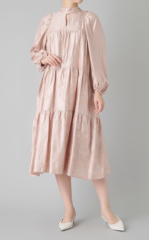 エンブロイダリーティアードワンピース