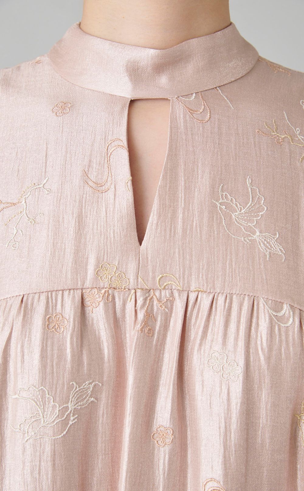 エンブロイダリーティアードワンピース