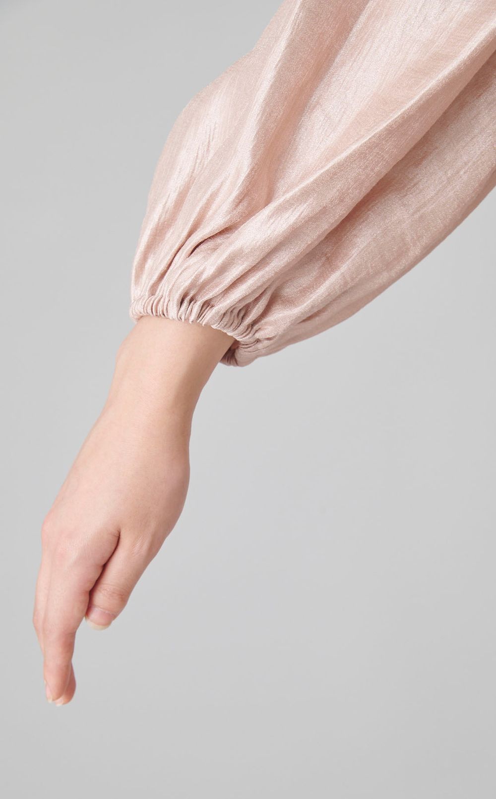 エンブロイダリーティアードワンピース