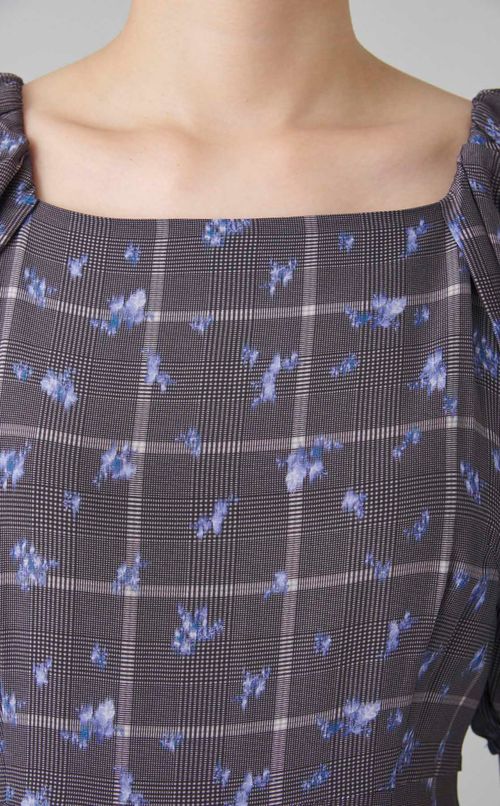 スクエアネックプリントワンピース