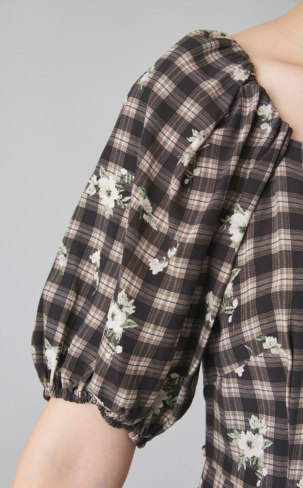 スクエアネックプリントワンピース