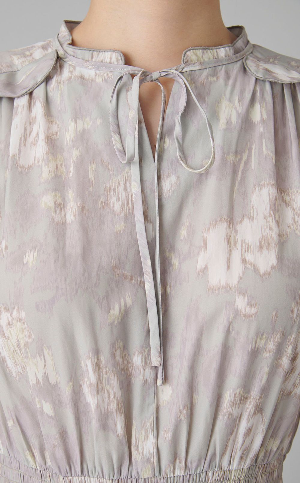 ブラードフラワープリントワンピース