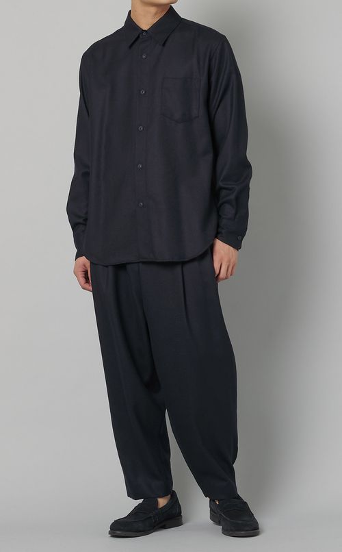 バックジッパーシャツ