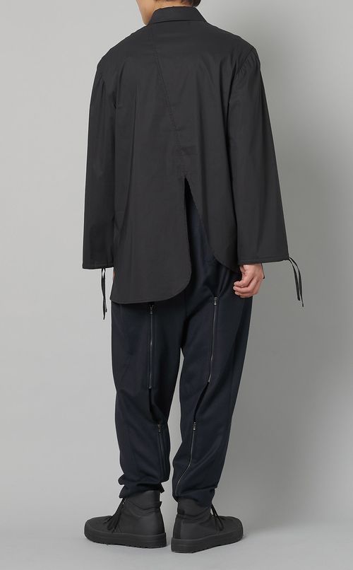 アシンメトリーシャツ