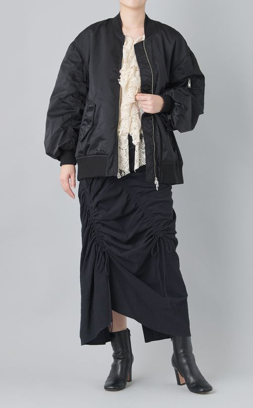 ラッフルレースブラウス