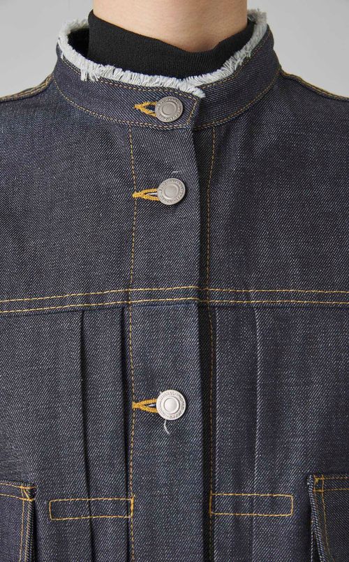 バックプリーツデニムジレ