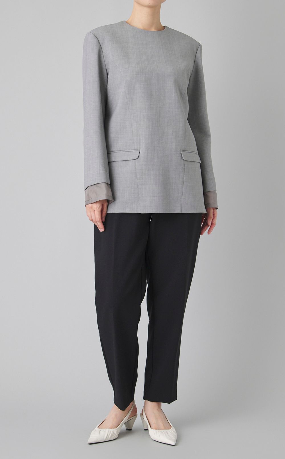 パネルラインプルオーバートップス