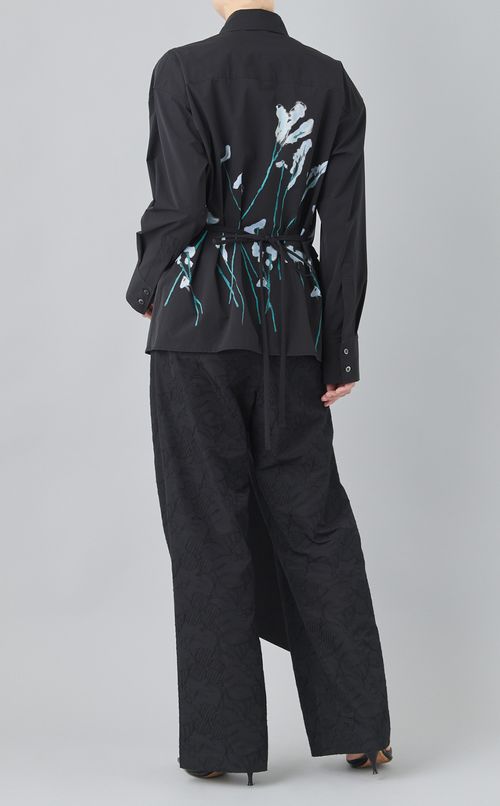 フラワープリントバックストラップシャツ