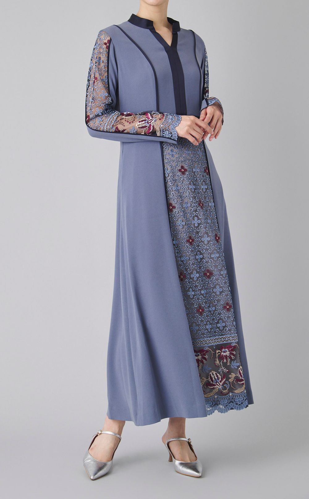 フラワーフレームレースドレス