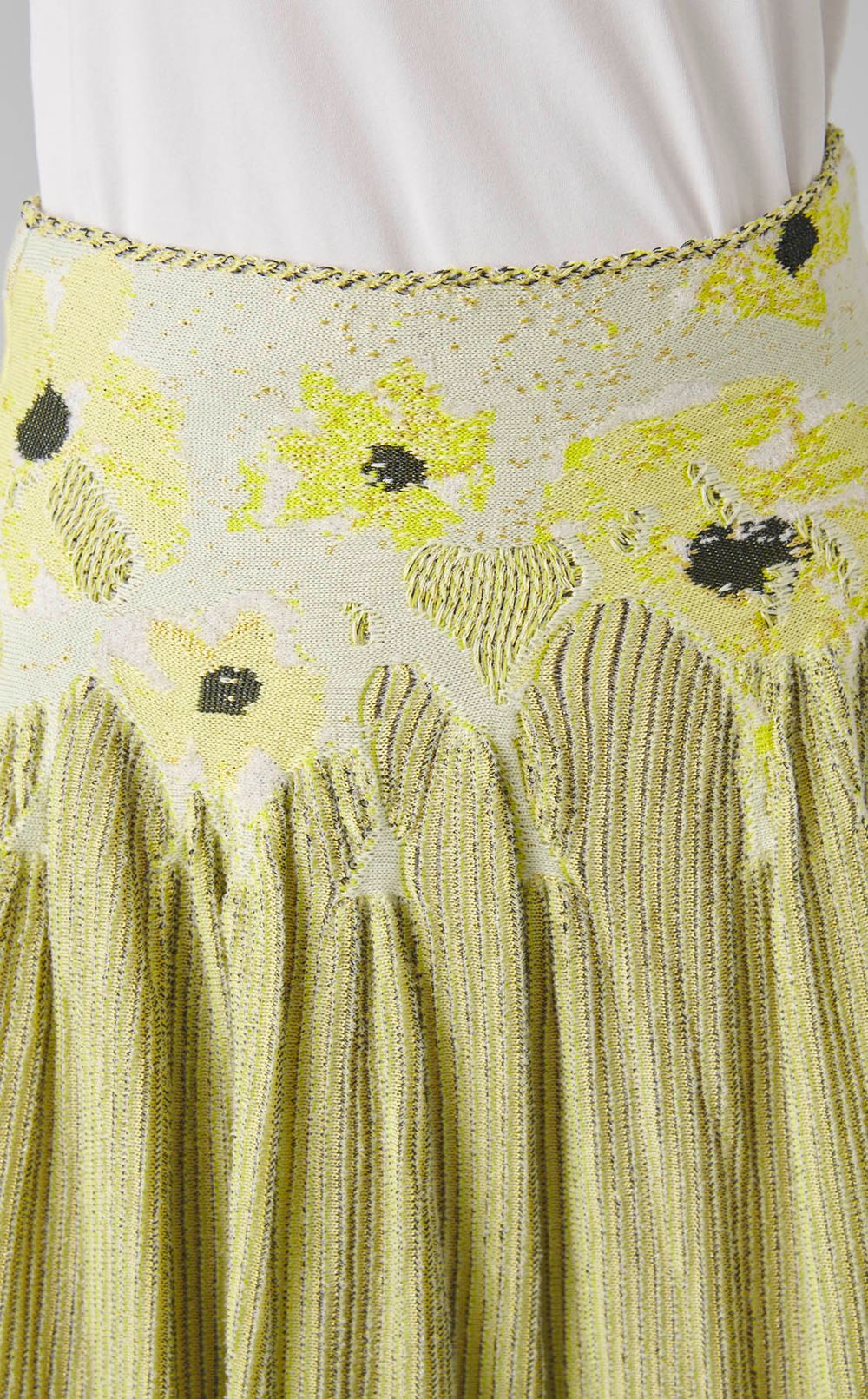 フラワージャガードフレアスカート