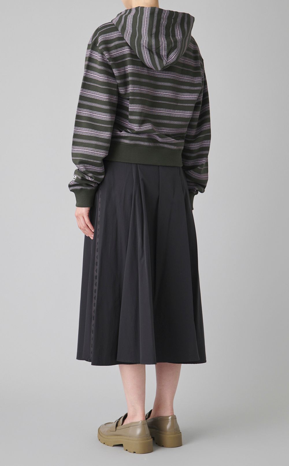 プリントストライプフロントジップフーディ