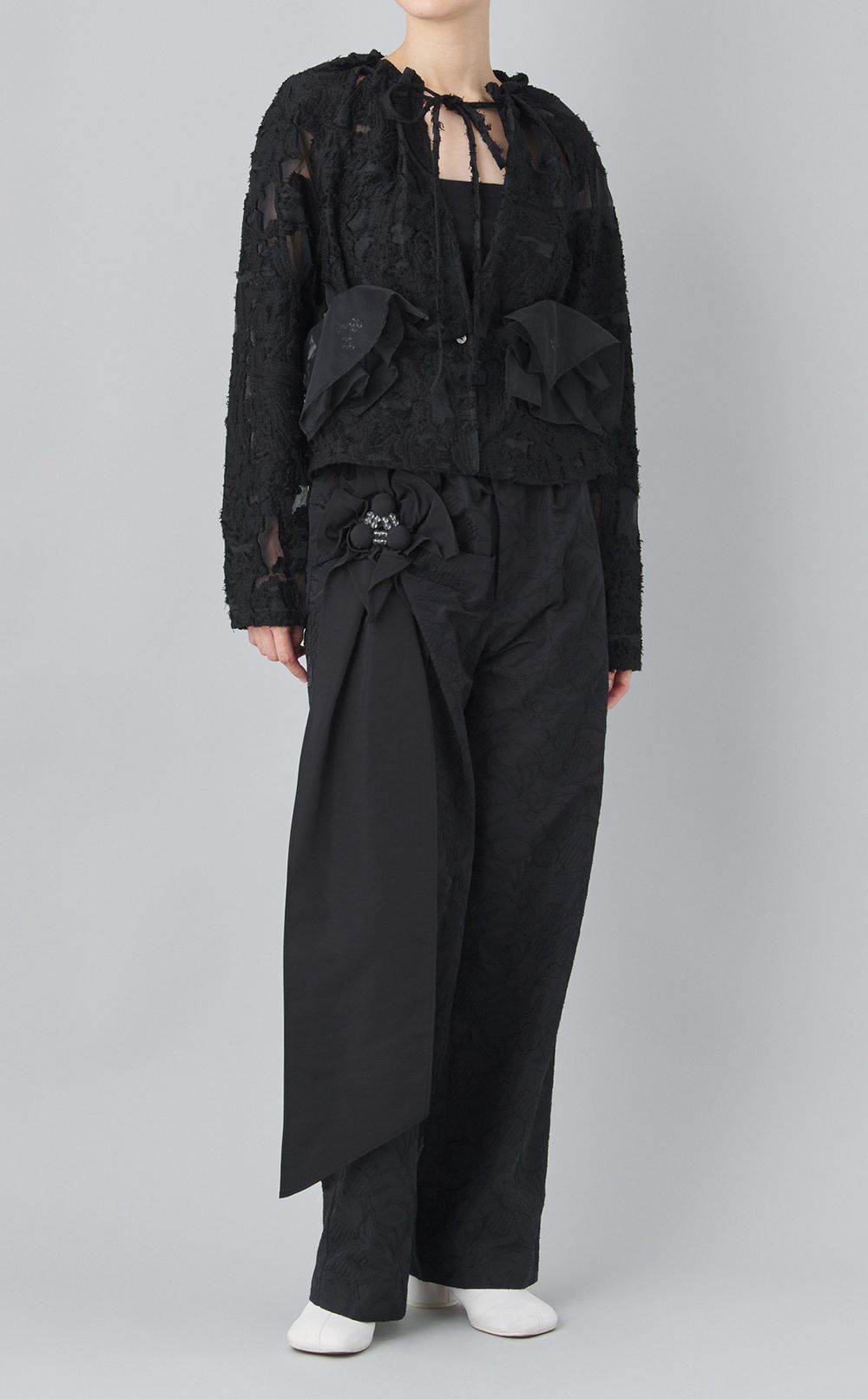 フラワーモチーフフリルパンツ