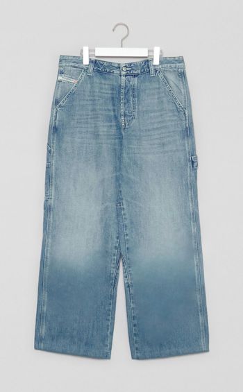 ストレートデニム