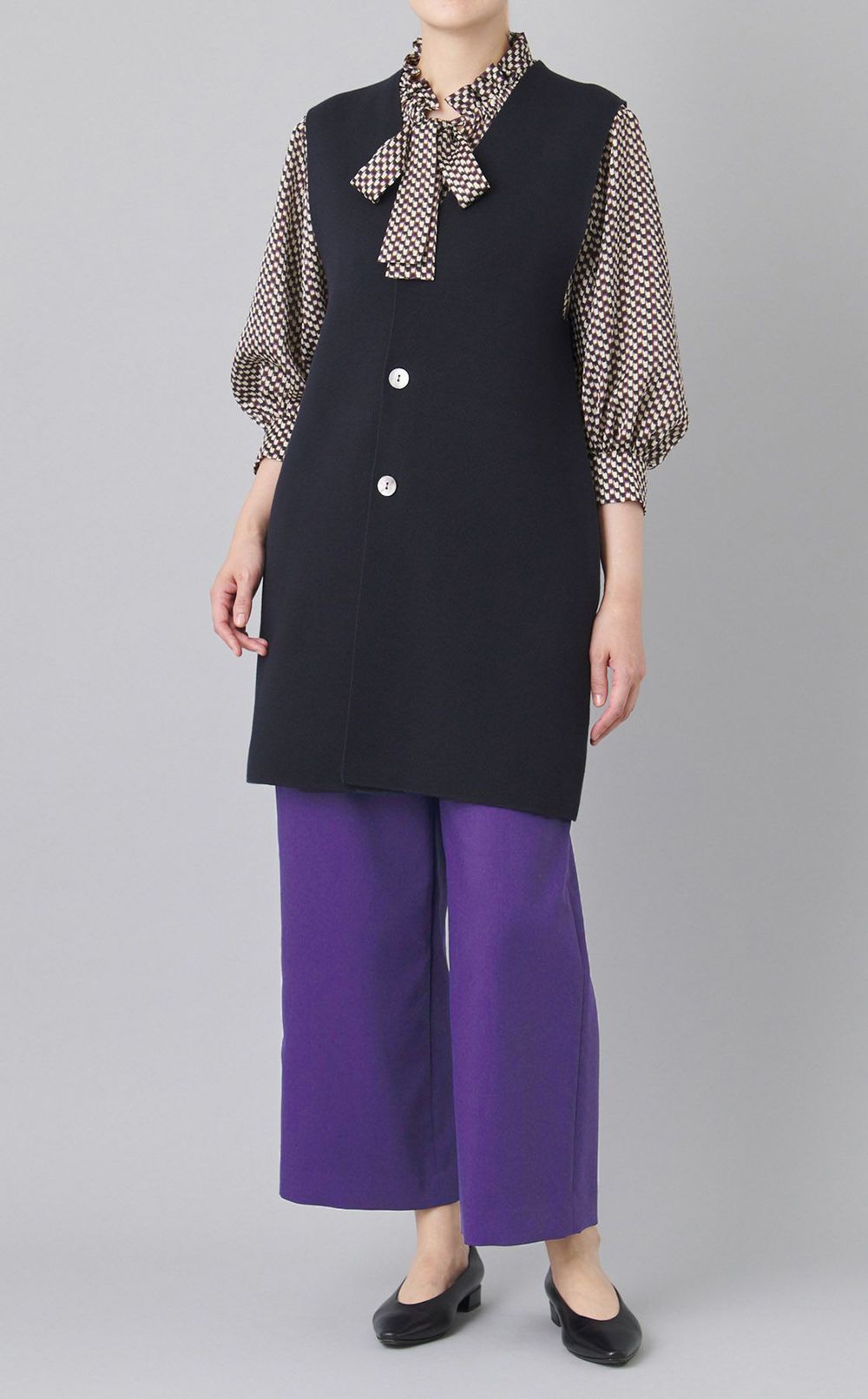 ストレッチセミワイドパンツ