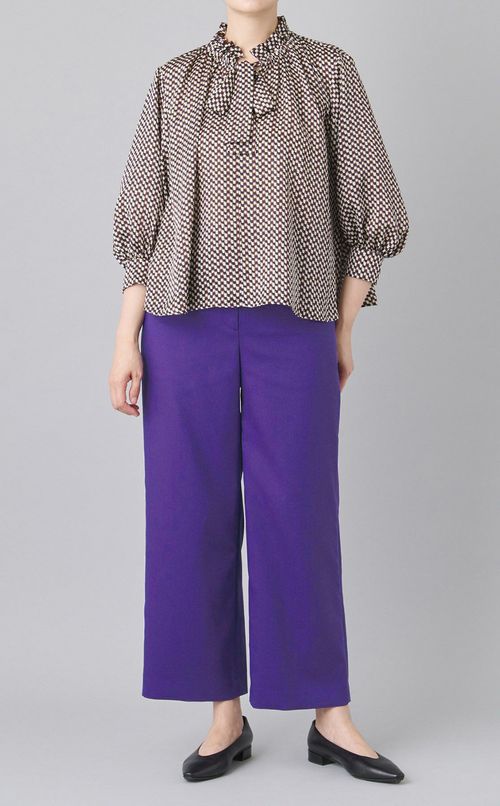 ストレッチセミワイドパンツ