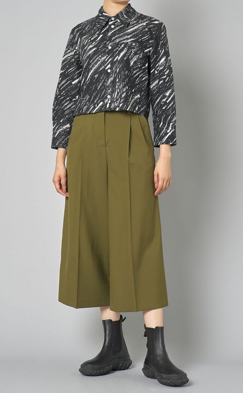 タックデザインワイドパンツ