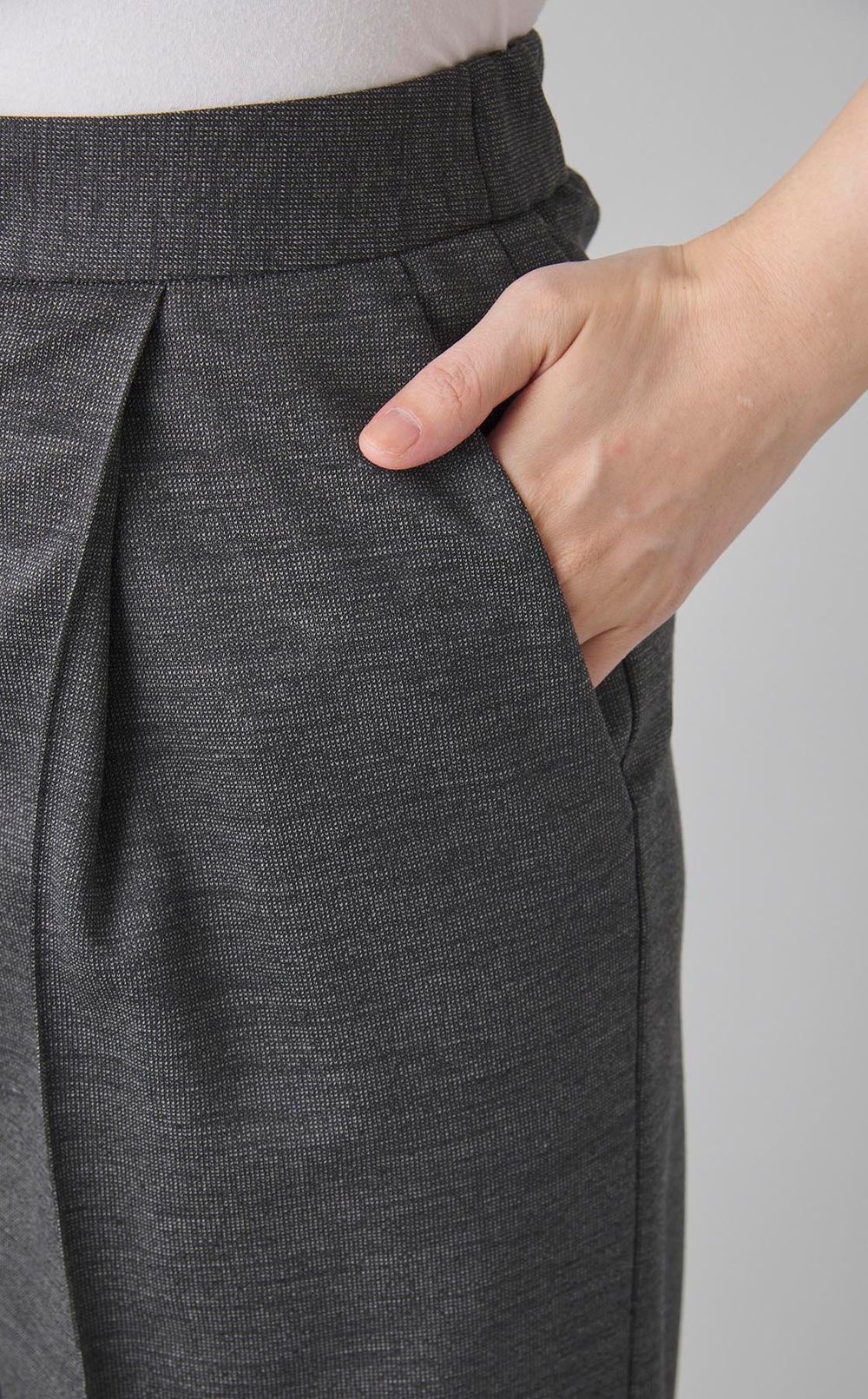 センタープレスワイドパンツ