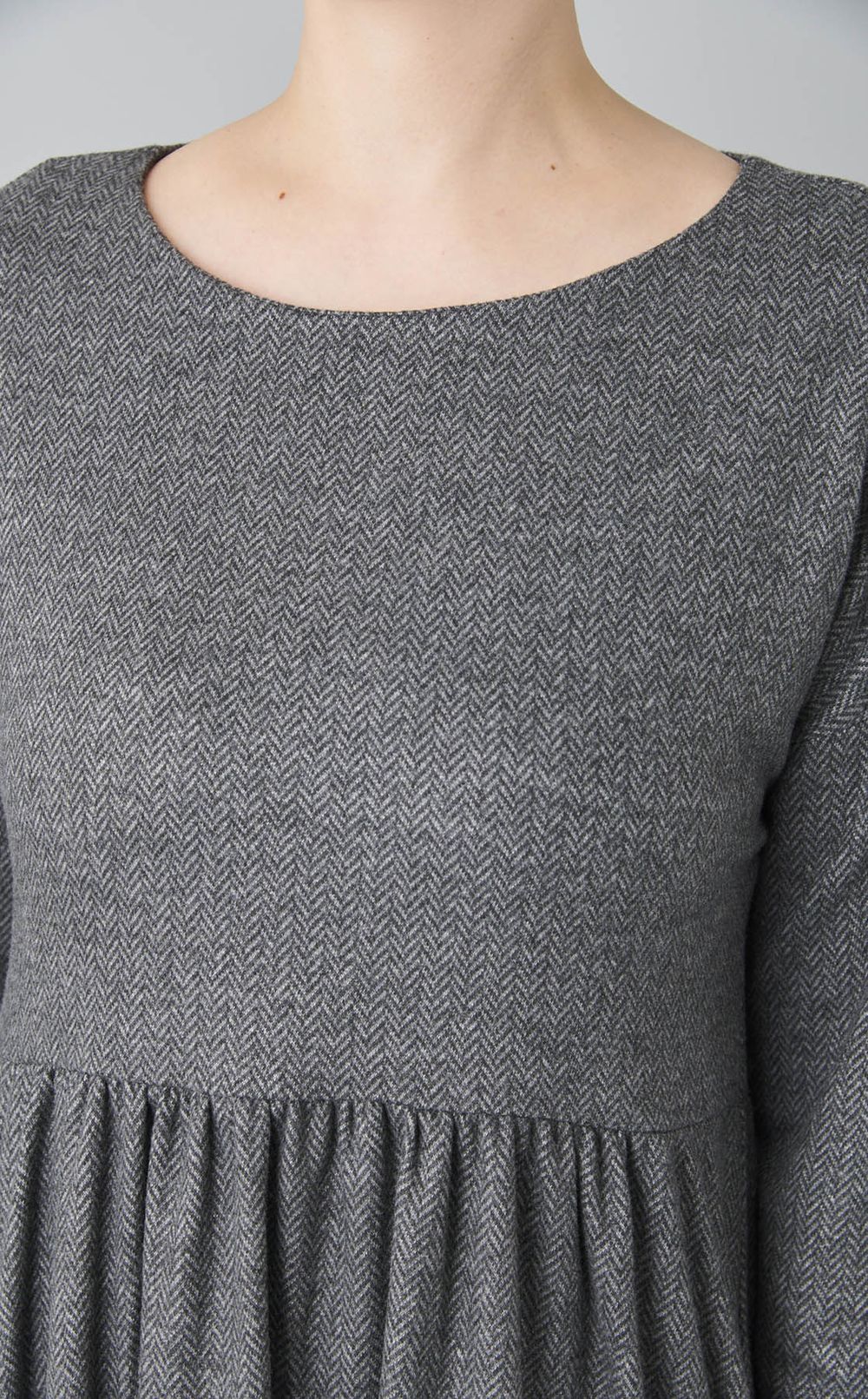 ヘリンボーンギャザーワンピース