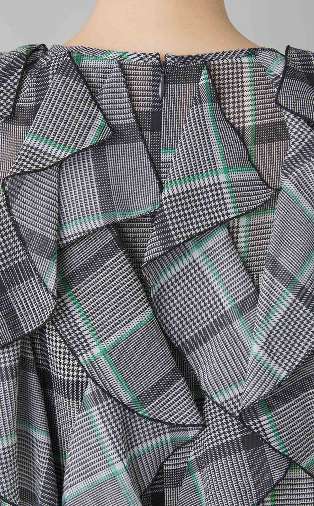 チェックプリントラッフルブラウス