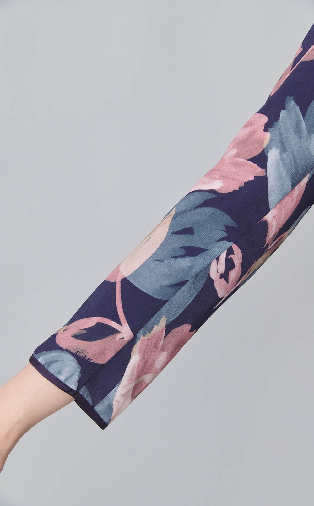 フラワープリントタックワンピース