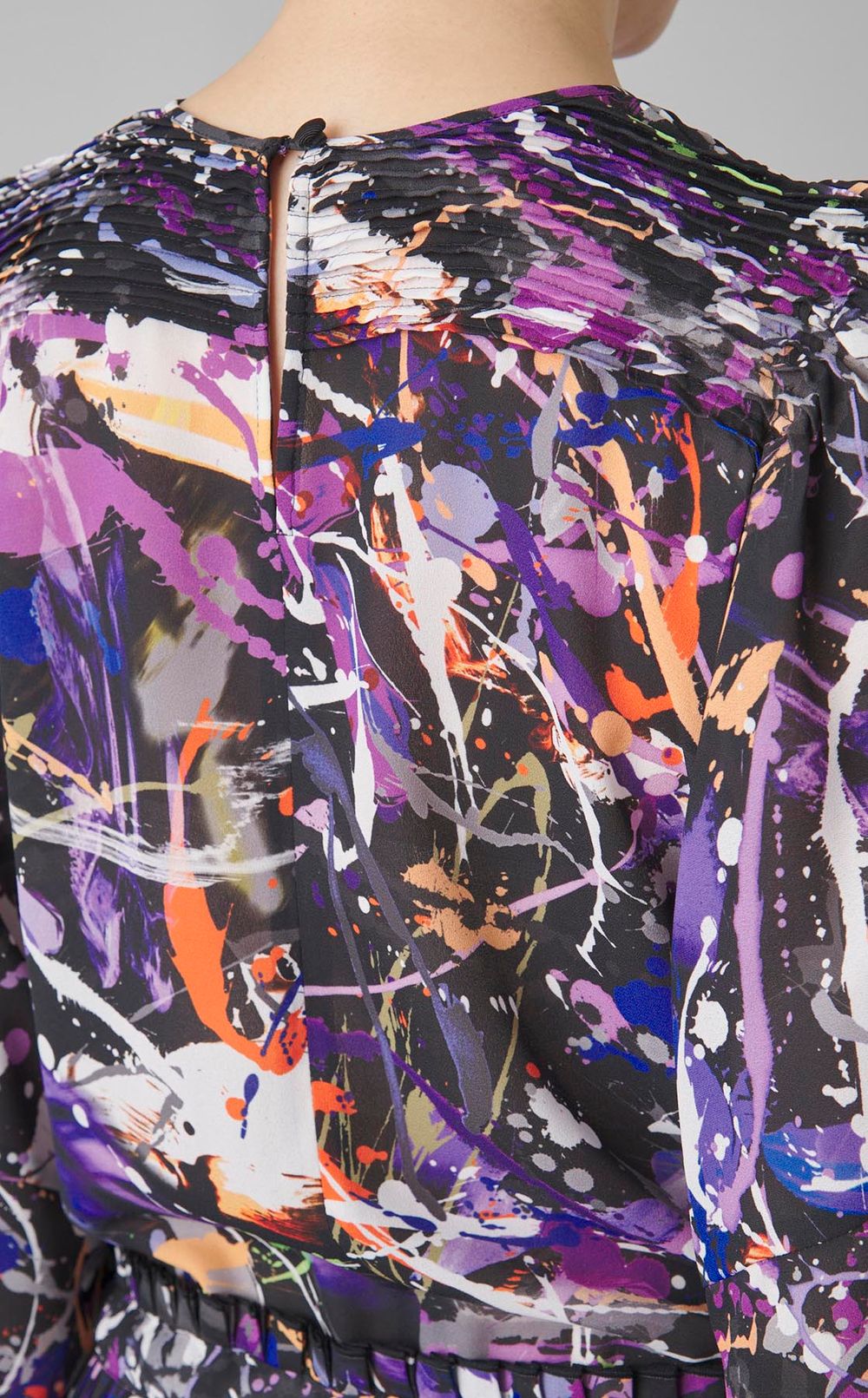 アブストラクトプリントプリーツワンピース