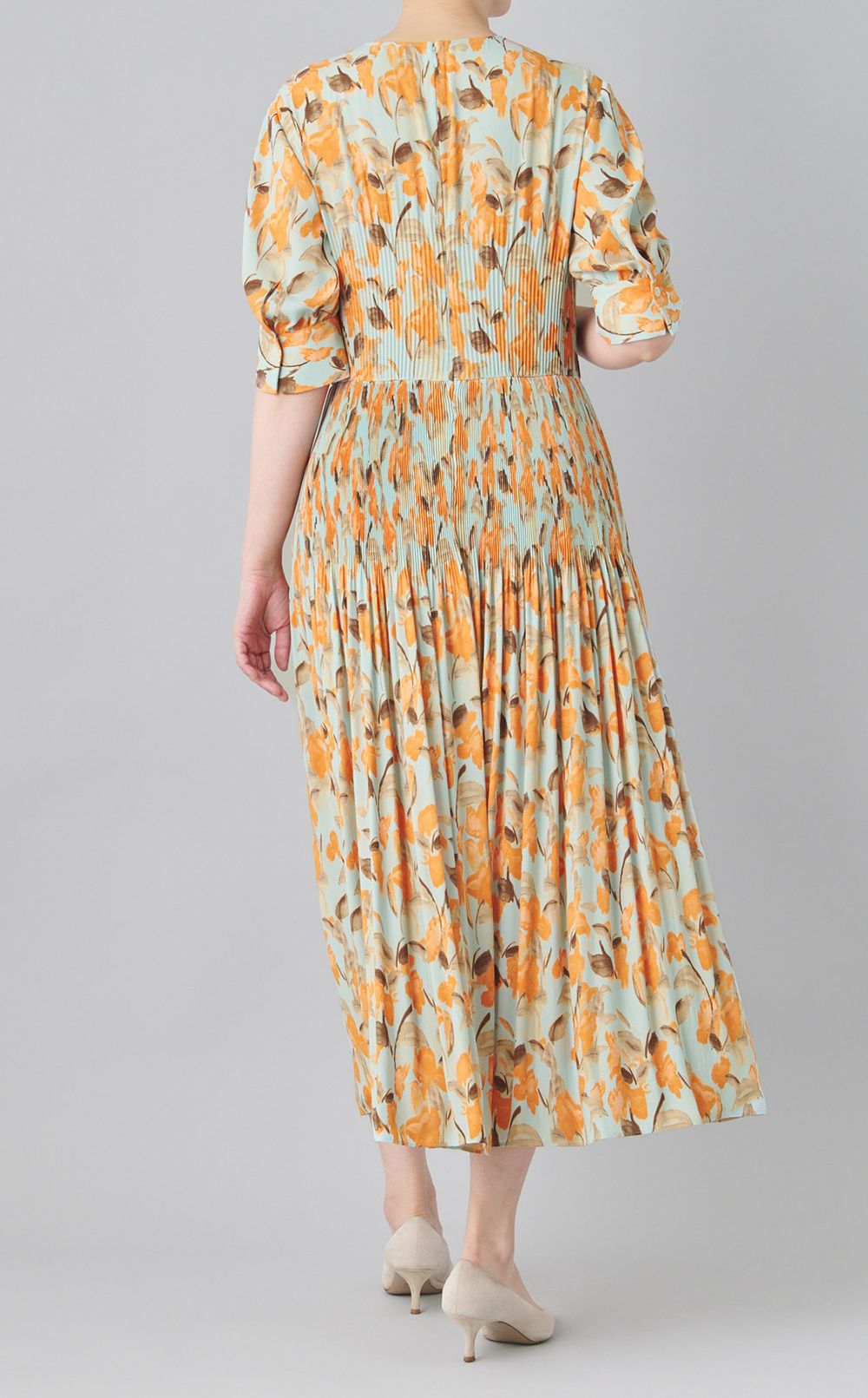 フラワープリントギャザーワンピース