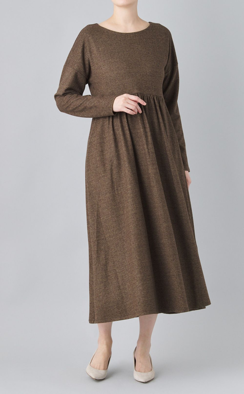 ヘリンボーンギャザーワンピース