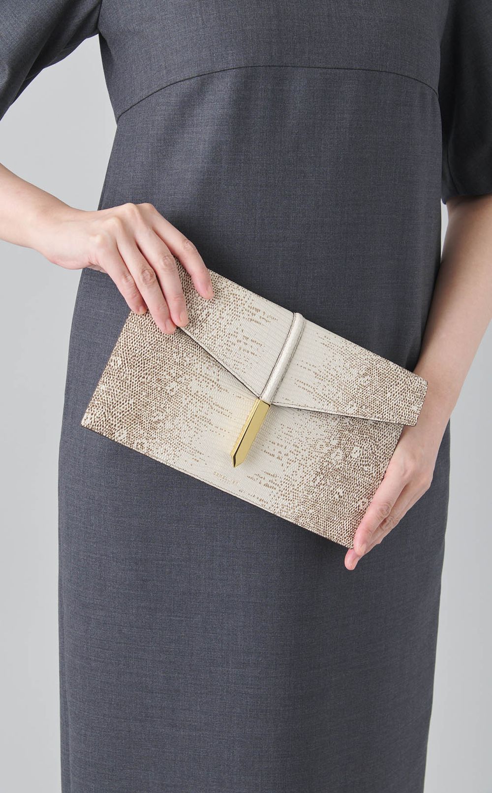 The Tokyo クラッチバッグ