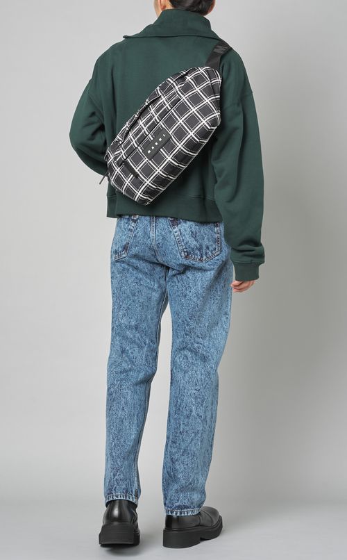 チェックナイロンウェストバック