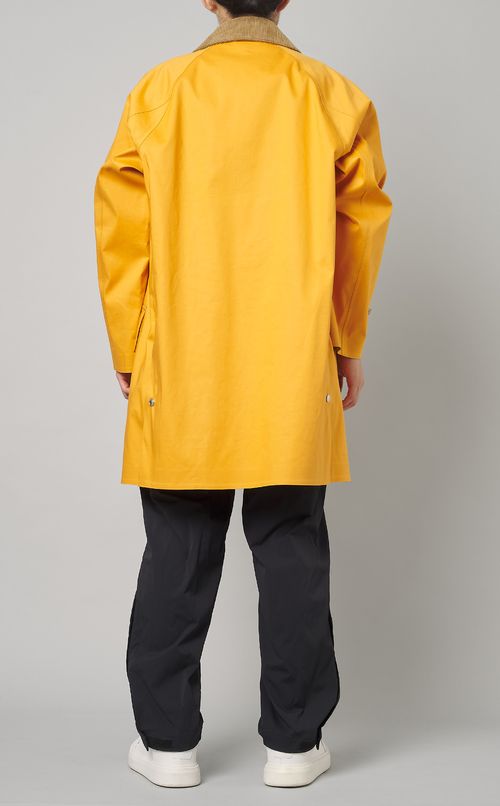 コービーミドルコート